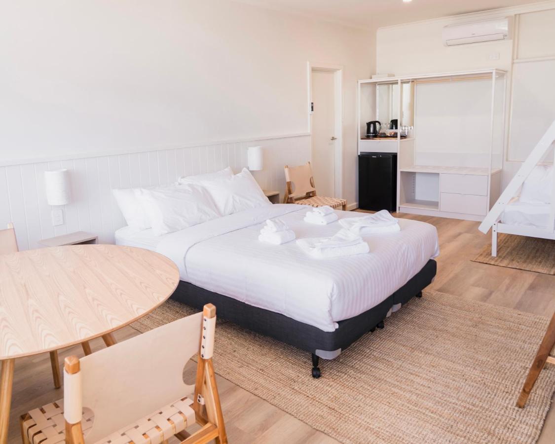 Port Broughton Hotel المظهر الخارجي الصورة